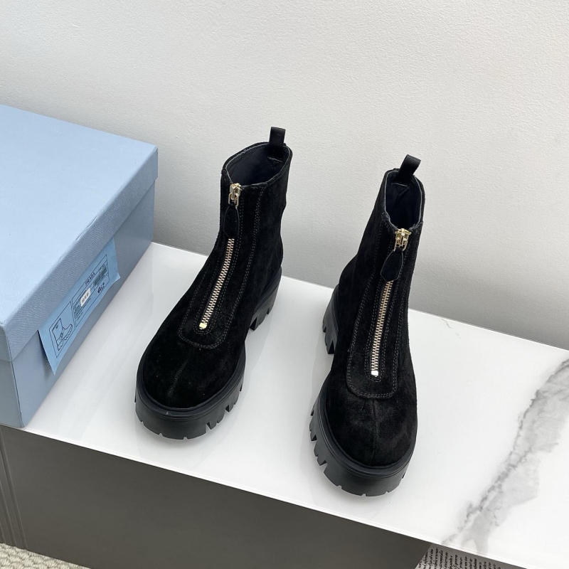 Pra*a boots